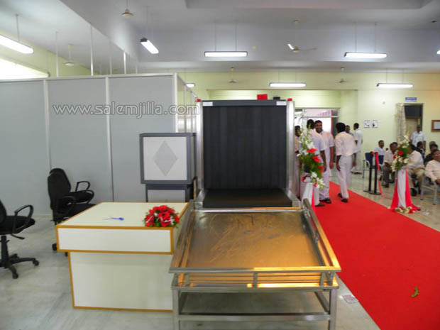 Baggage screening machine in Terminal